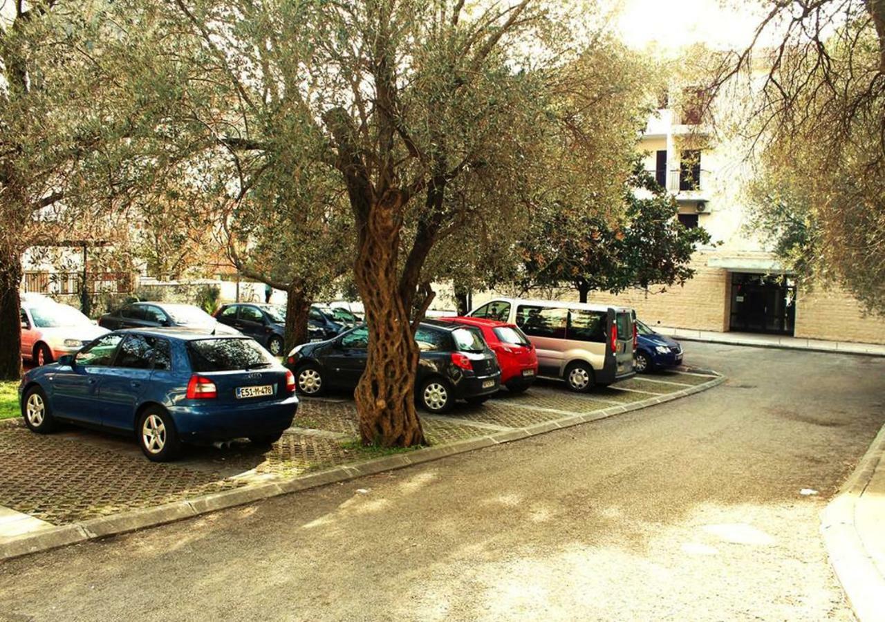 Hotel Sumadija Rafailovici Becici  Exterior photo